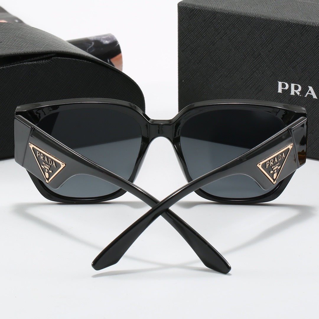 Thick Frame Retro Sunglasses