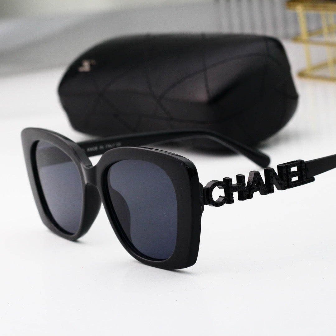 Trendy Hollow-Out Square-Round Sunglasses