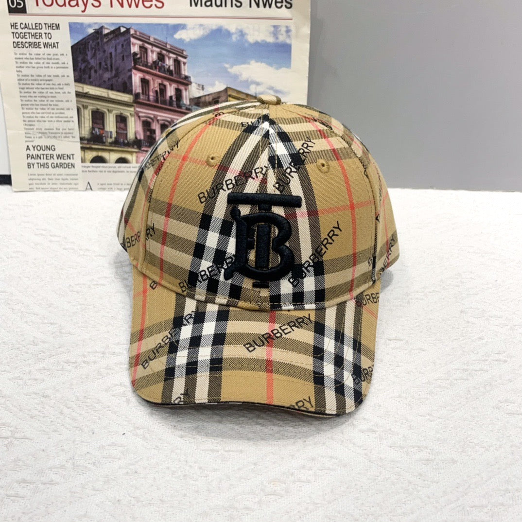 Classic checkered pattern hat