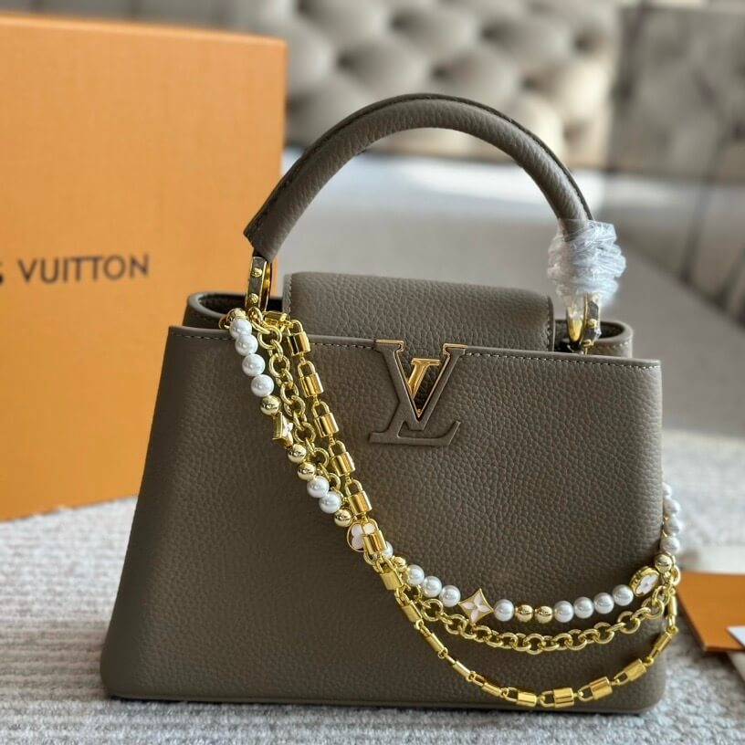 Pearl Chain Handbag