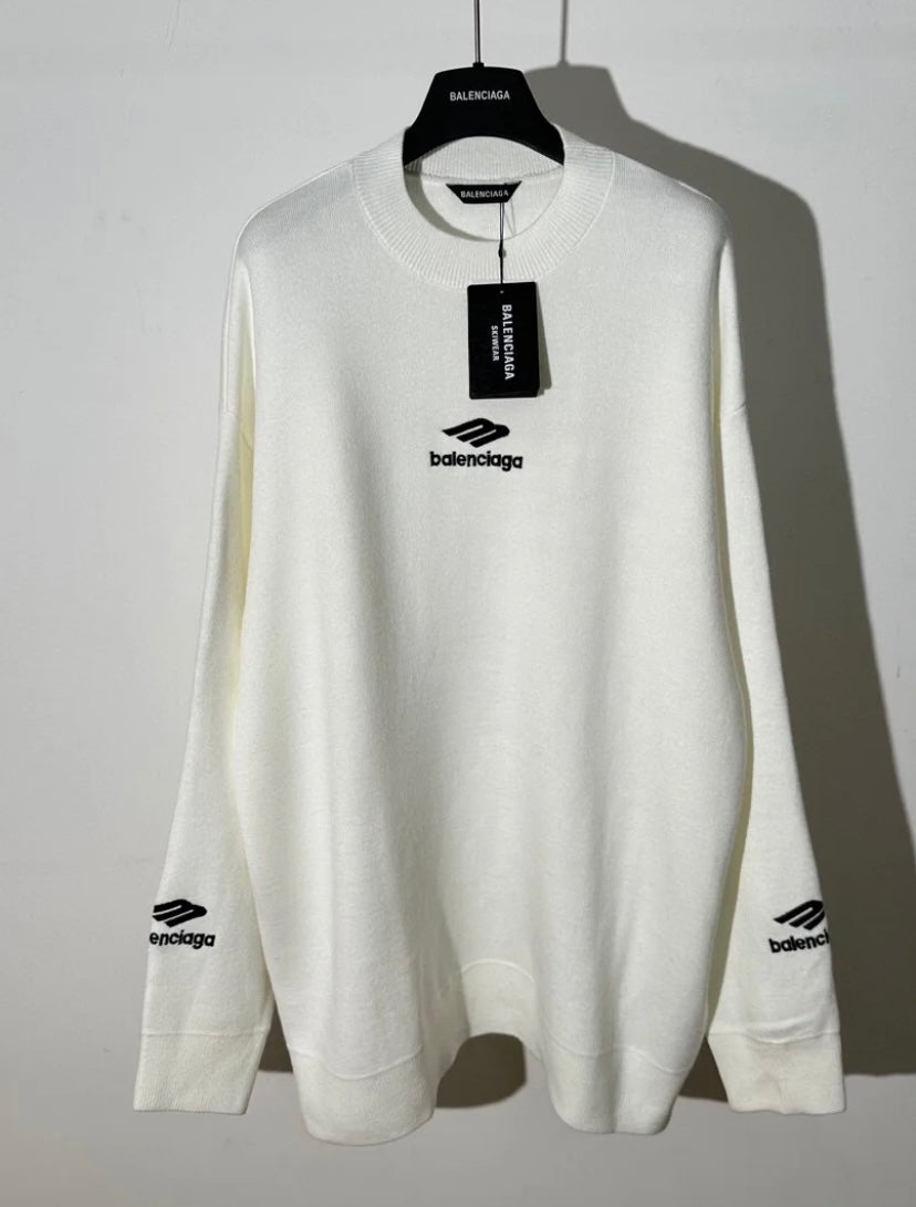 Classic crew neck sweater