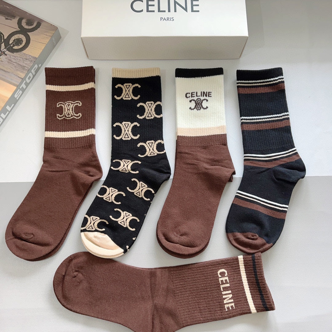 Brown Classic Pattern Socks